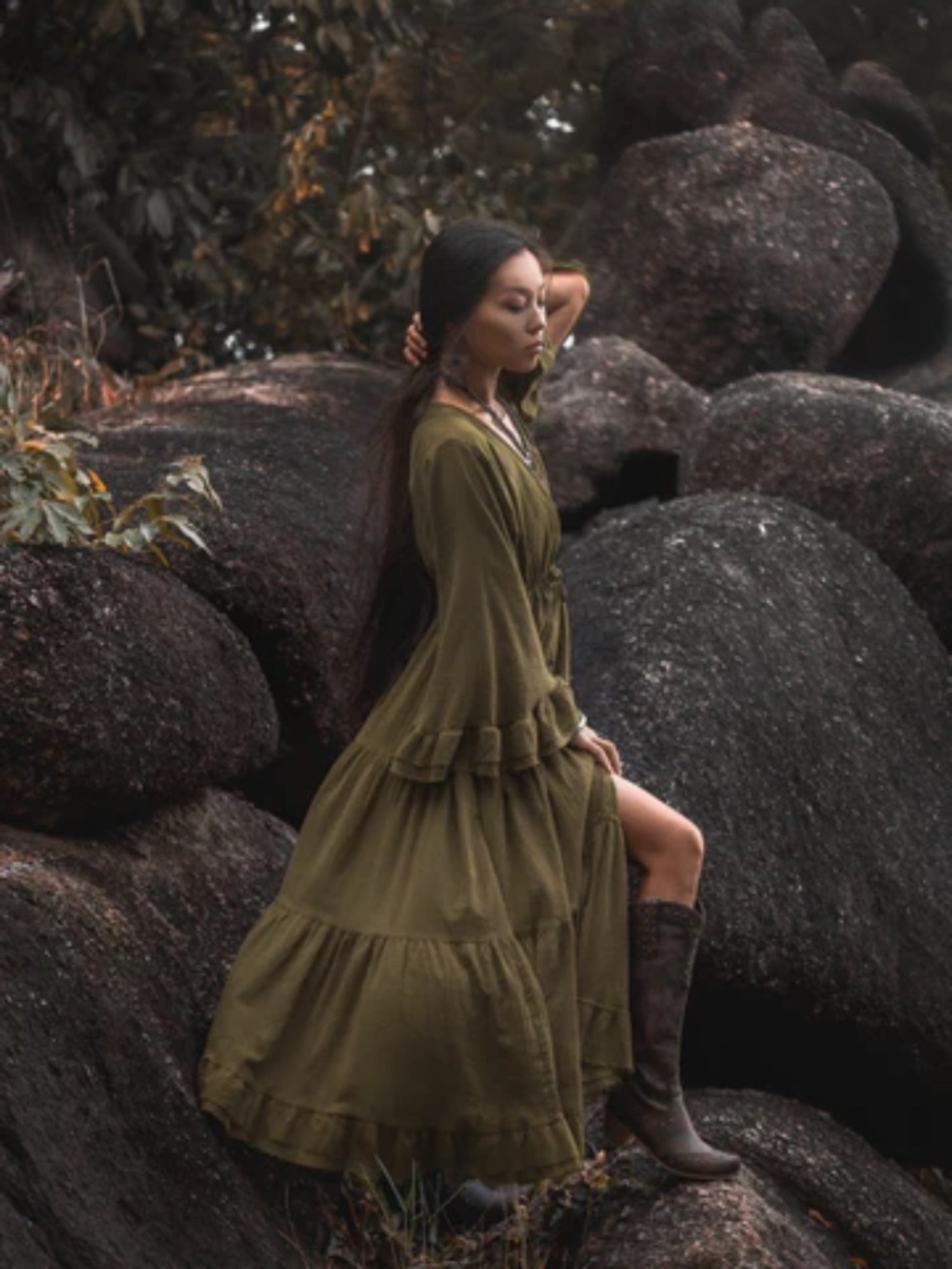 Thaluta Ayu Boho Maxi Dress NWOT with Bell Sleeves